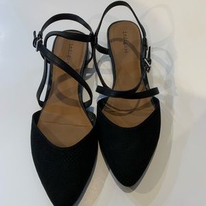Indigo rd. Black flat shoes.